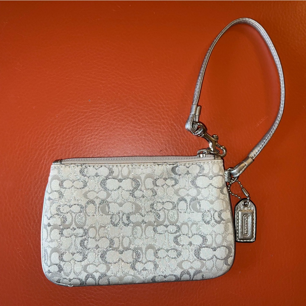 Coach silver trim wrislet